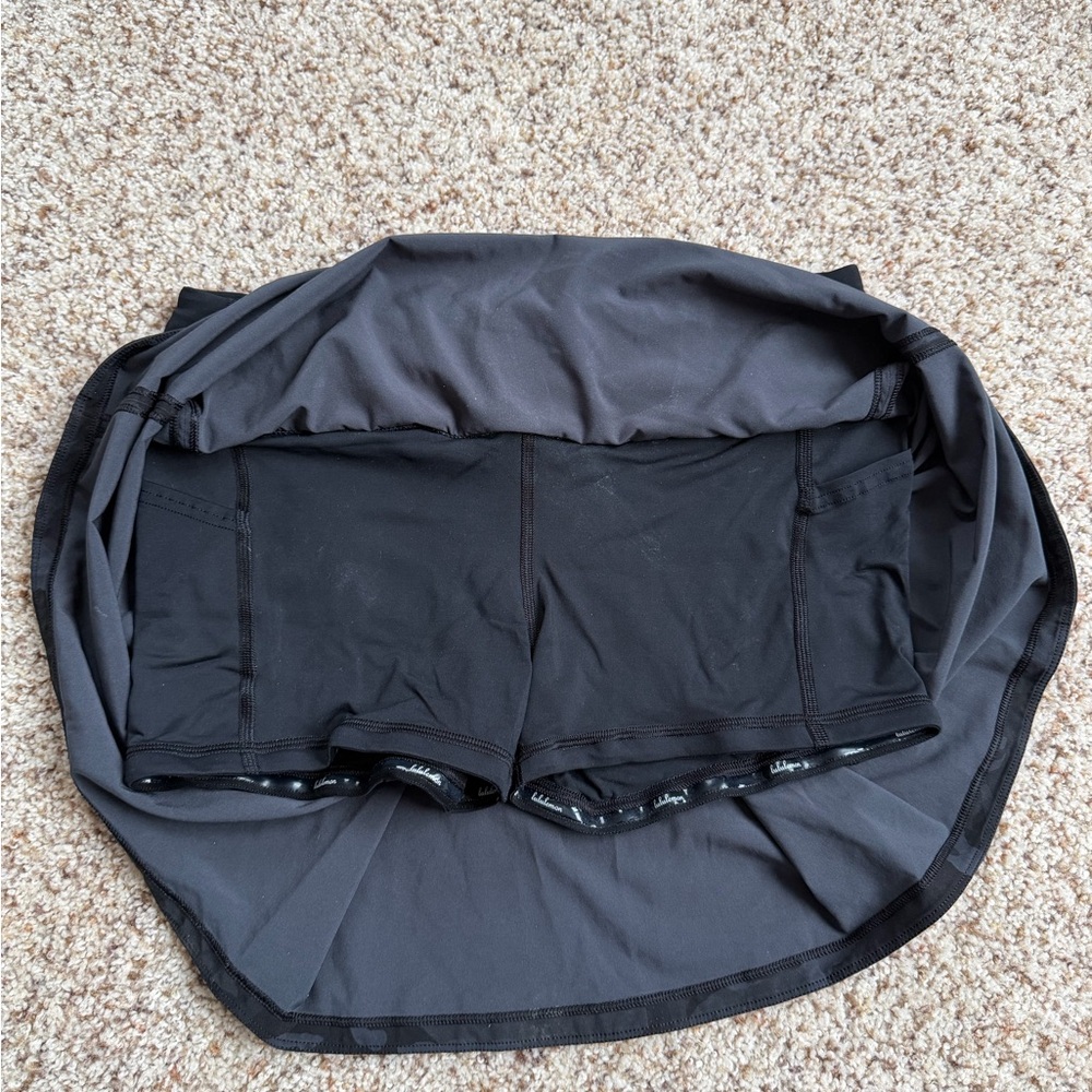 Lululemon Mid Rise Skort - Picture 8 of 11